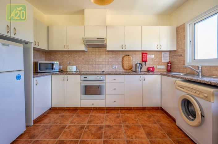 Image No.10-Propriété de 4 chambres à vendre à Polis