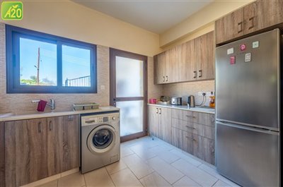 Detached Villa For Sale  in  Peristerona