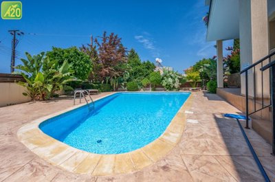 Apartment For Sale  in  Neo Chorio