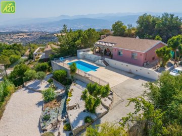 Bungalow de 3 chambres à vendre à Droushia
