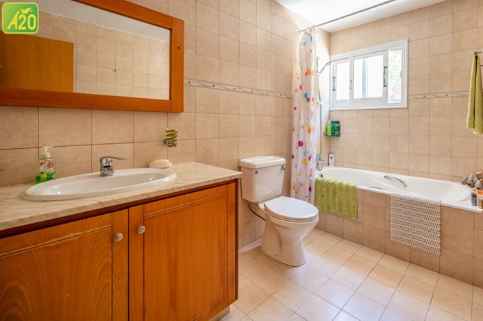 Image No.26-3 Bed Bungalow for sale