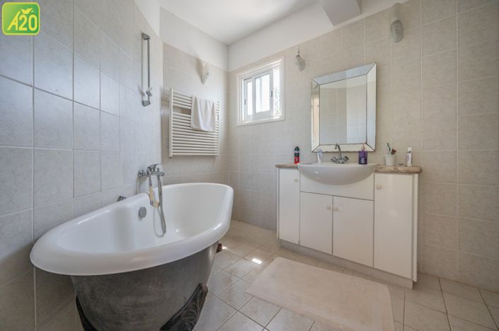 Image No.26-Villa de 3 chambres à vendre à Neon Chorion