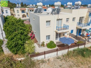 Appartement de 2 chambres à vendre à Prodromi