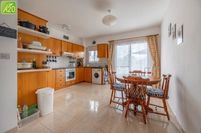 Detached Villa For Sale  in  Prodromi