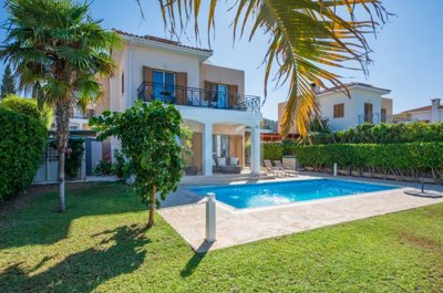 Detached Villa For Sale  in  Argaka