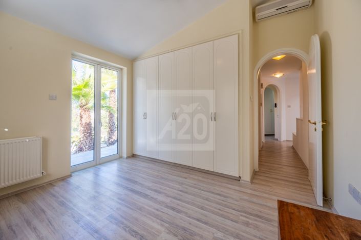 Image No.30-Villa de 4 chambres à vendre à Droushia