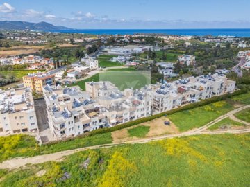 Apartment For Sale  in  Polis