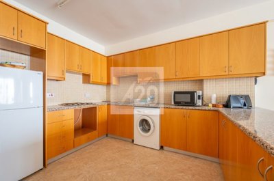 Apartment For Sale  in  Polis