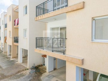 Apartment For Sale  in  Polis