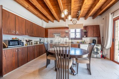 Detached Villa For Sale  in  Miliou