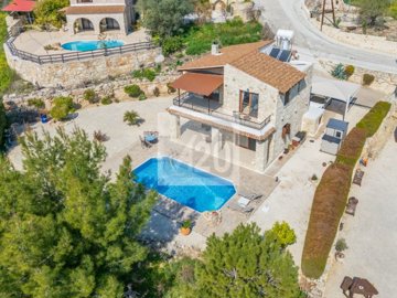 Detached Villa For Sale  in  Miliou