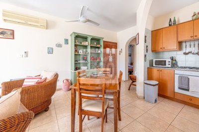 Ground Floor Apartment For Sale  in  Prodromi