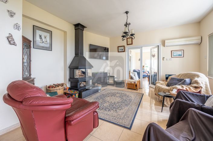 Image No.15-4 Bed Villa for sale