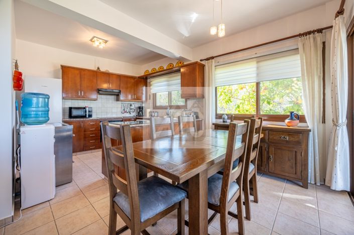 Image No.17-2 Bed Bungalow for sale