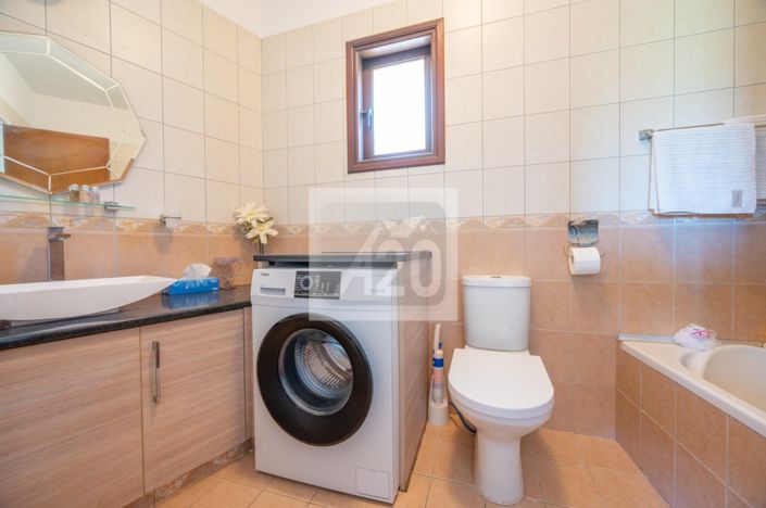 Image No.28-2 Bed Bungalow for sale