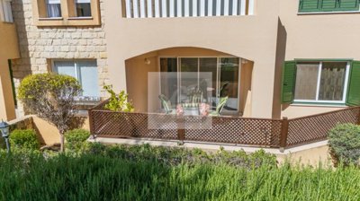 Apartment For Sale  in  Polis