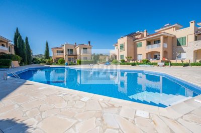 Apartment For Sale  in  Polis