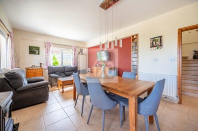Detached Villa For Sale  in  Droushia