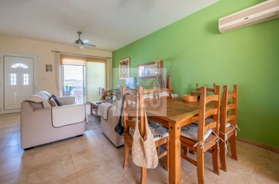 Town House For Sale  in  Peristerona