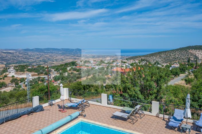 Image No.26-2 Bed Townhouse for sale