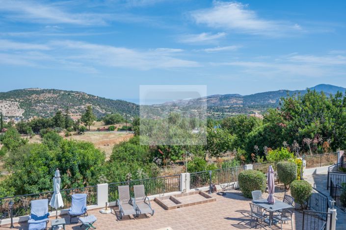 Image No.27-2 Bed Townhouse for sale