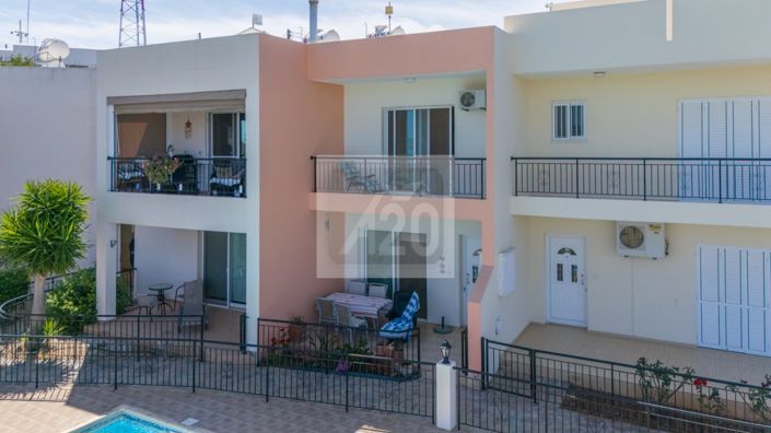 Image No.29-2 Bed Townhouse for sale