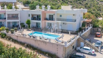 Town House For Sale  in  Peristerona