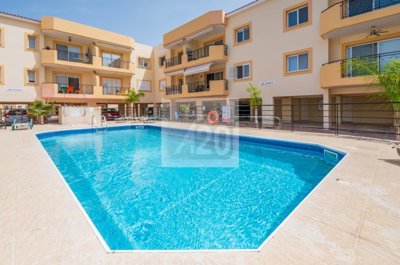 Apartment For Sale  in  Polis