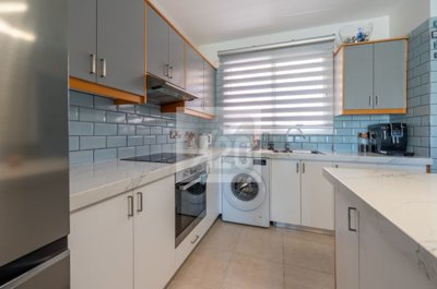 Town House For Sale  in  Argaka
