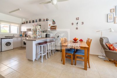 Town House For Sale  in  Argaka