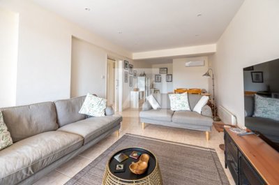 Apartment For Sale  in  Neo Chorio