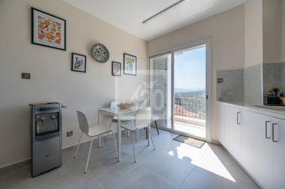 Apartment For Sale  in  Neo Chorio