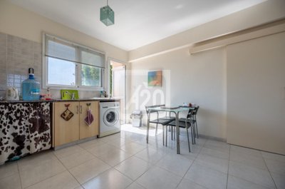 Apartment For Sale  in  Polis