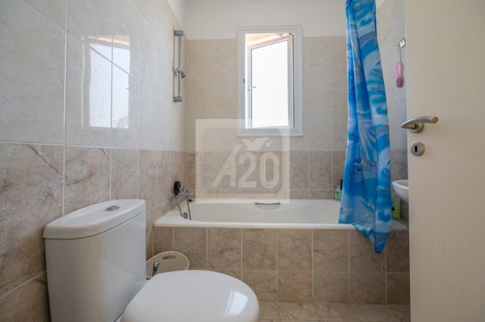 Image No.19-2 Bed Apartment for sale