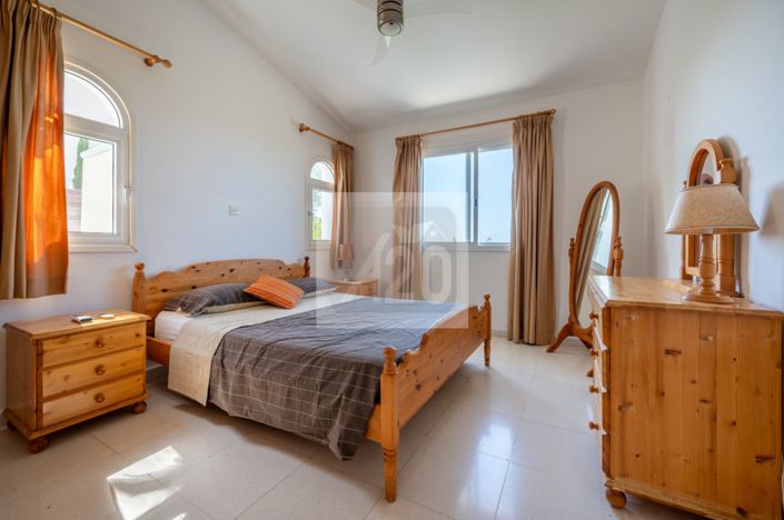 Image No.19-2 Bed Bungalow for sale