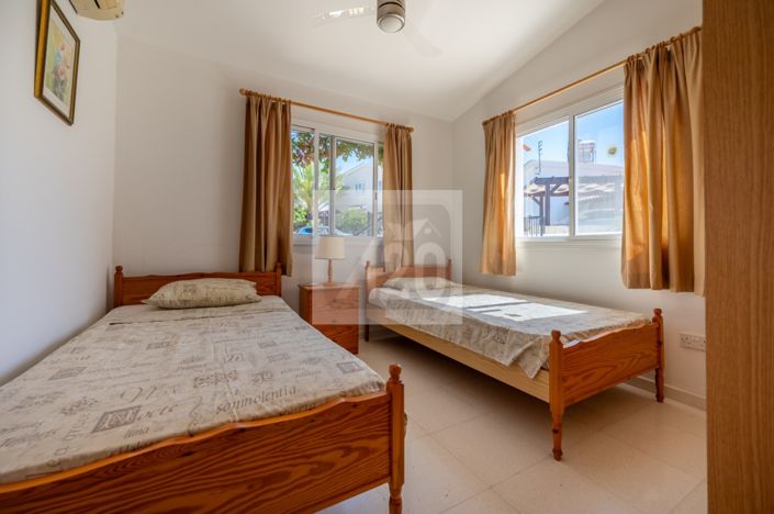 Image No.21-2 Bed Bungalow for sale