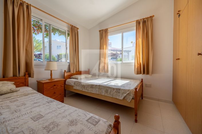 Image No.22-2 Bed Bungalow for sale