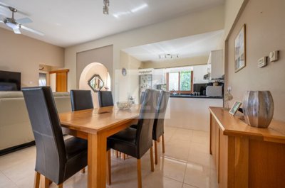 Detached Villa For Sale  in  Akourdalia
