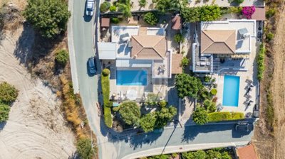 Detached Villa For Sale  in  Akourdalia