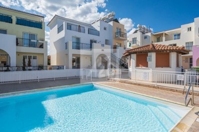 Appartement de 2 chambres à vendre à Prodromi