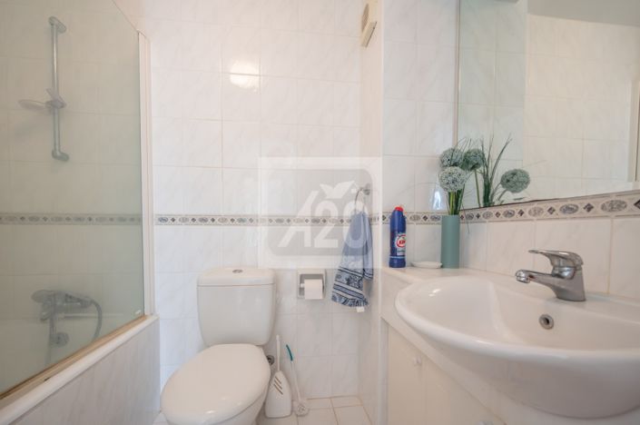 Image No.25-3 Bed Villa for sale