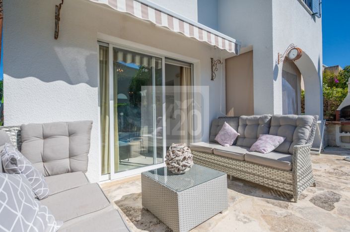 Image No.6-3 Bed Villa for sale