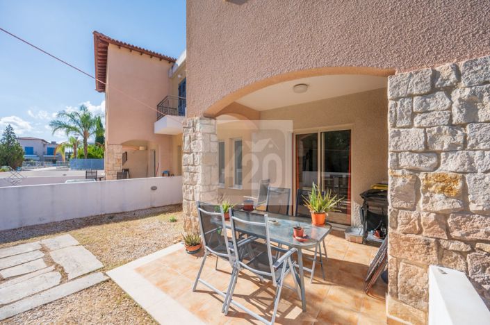 Image No.20-3 Bed Townhouse for sale