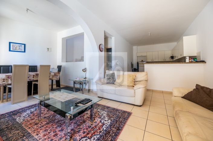 Image No.8-3 Bed Townhouse for sale