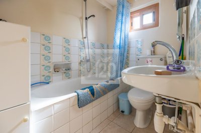 Detached Villa For Sale  in  Lasa