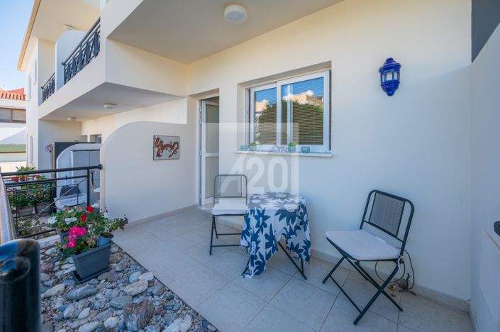 Image No.6-2 Bed Townhouse for sale