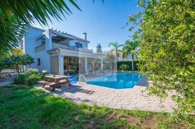 Detached Villa For Sale  in  Latchi