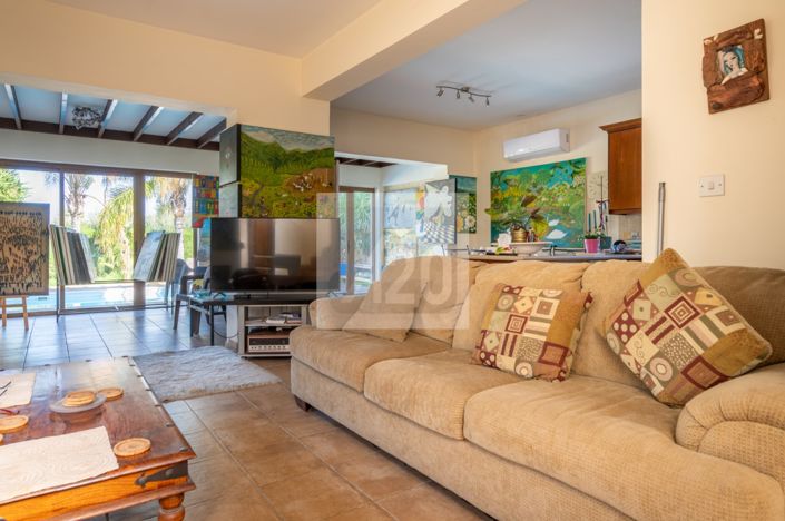 Image No.21-3 Bed Villa for sale