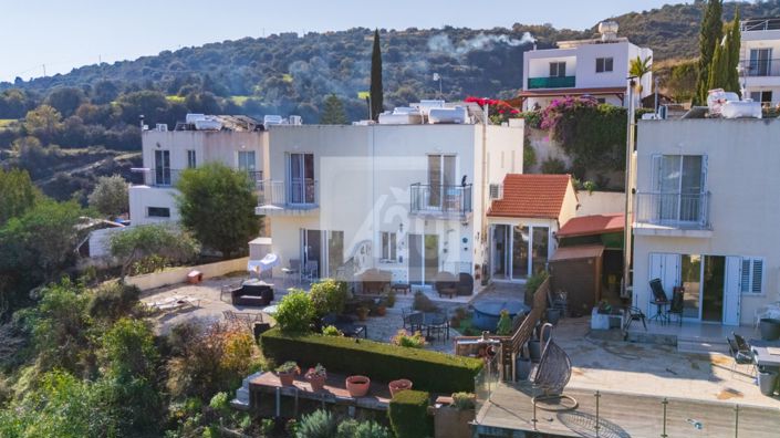 Image No.8-2 Bed Villa for sale