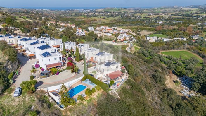 Image No.9-2 Bed Villa for sale